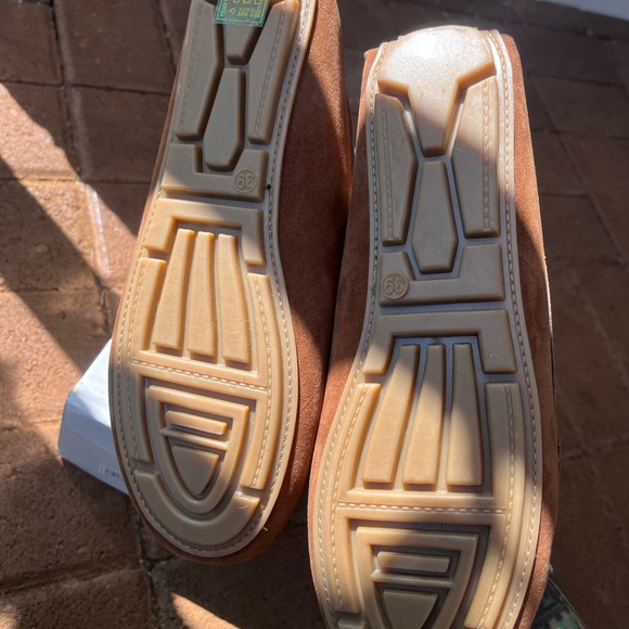 Brand new moccasins - Picture 5 of 6